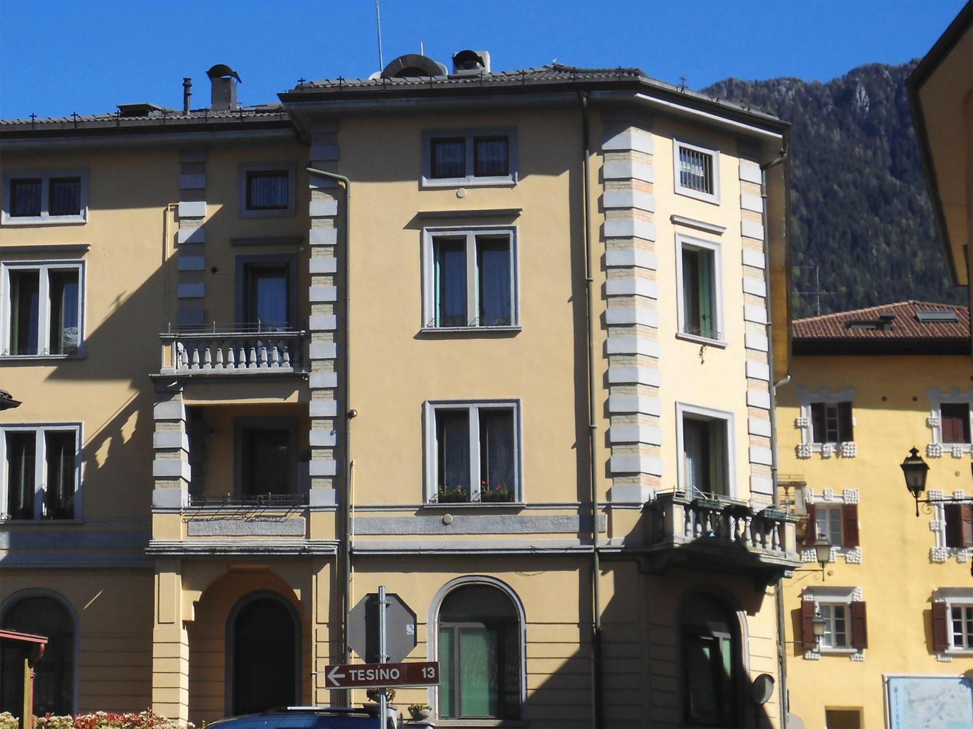 Trentino Lodge Piazza Municipio Strigno Exterior foto